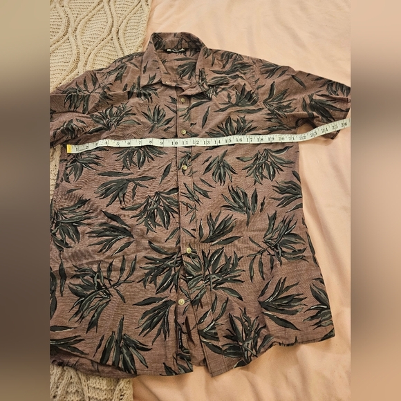 Travis Matthew Men's Tropical Leaf Print Shirt - Brown and Green‎ - Picture 2 of 5